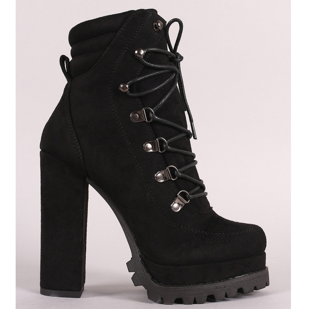 𝙇𝙖𝙨𝙩 𝙎𝙞𝙯 10 🖤Suede D-Ring Lace Up Platform - Picture 2 of 10